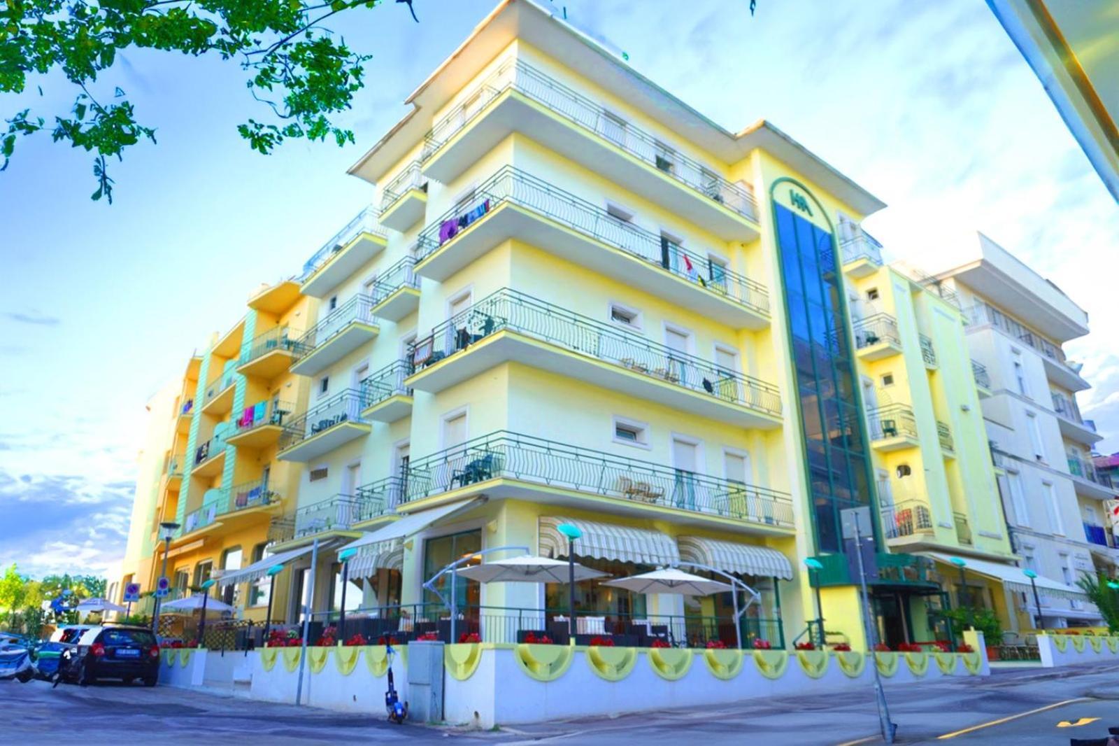 Hotel Athena B&B Gabicce Mare Ngoại thất bức ảnh